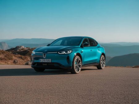 Voiture électrique d’occasion : 7 pièges qui peuvent vous coûter des milliers d’euros (et comment les éviter en 2025)