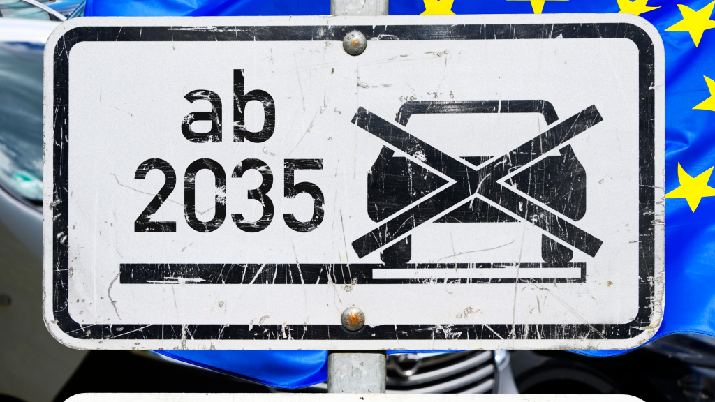 L’UE recule sur l’interdiction des moteurs thermiques en 2035 : quelles voitures pourront encore être vendues et pourquoi tout le monde s’inquiète ?