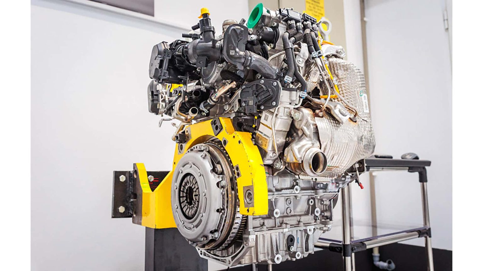 Un trois‑cylindres hybride à 3,3 l/100 km ? Le H12 de Horse/Renault promet l’efficacité d’un diesel — révolution ou mirage ?