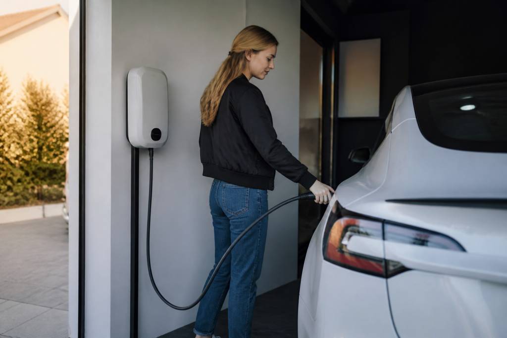 Crédit d’impot borne de recharge : comment en bénéficier pour installer une borne à domicile Crédit d'impot borne de recharge : comment en bénéficier pour installer une borne à domicile