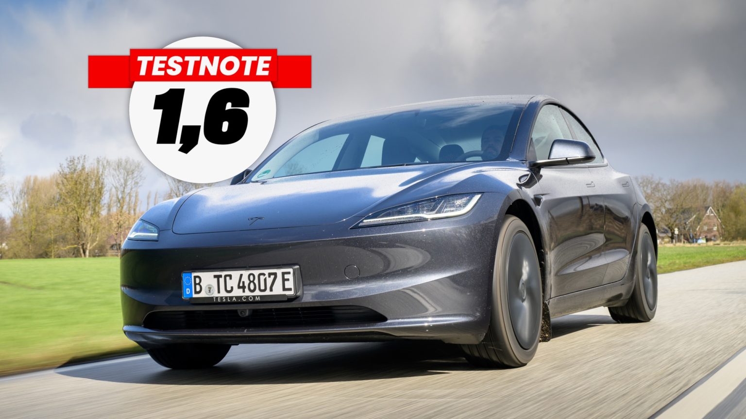 Tesla Model 3 version d’entrée à 36 990 € : que vaut-elle vraiment ? Notre test révèle la surprise (et un gros point faible)