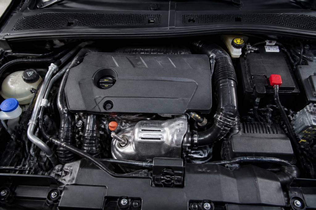 Moteur pure tech essence : fiabilité, problèmes fréquents et entretien à connaître Moteur pure tech essence : fiabilité, problèmes fréquents et entretien à connaître