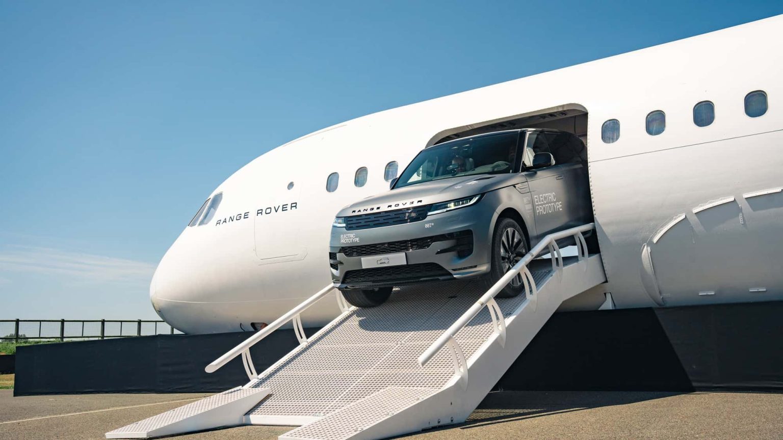 Range Rover Sport Electric : le SUV de luxe 100% électrique dévoilé à Goodwood — plus puissant qu’un V8 ?