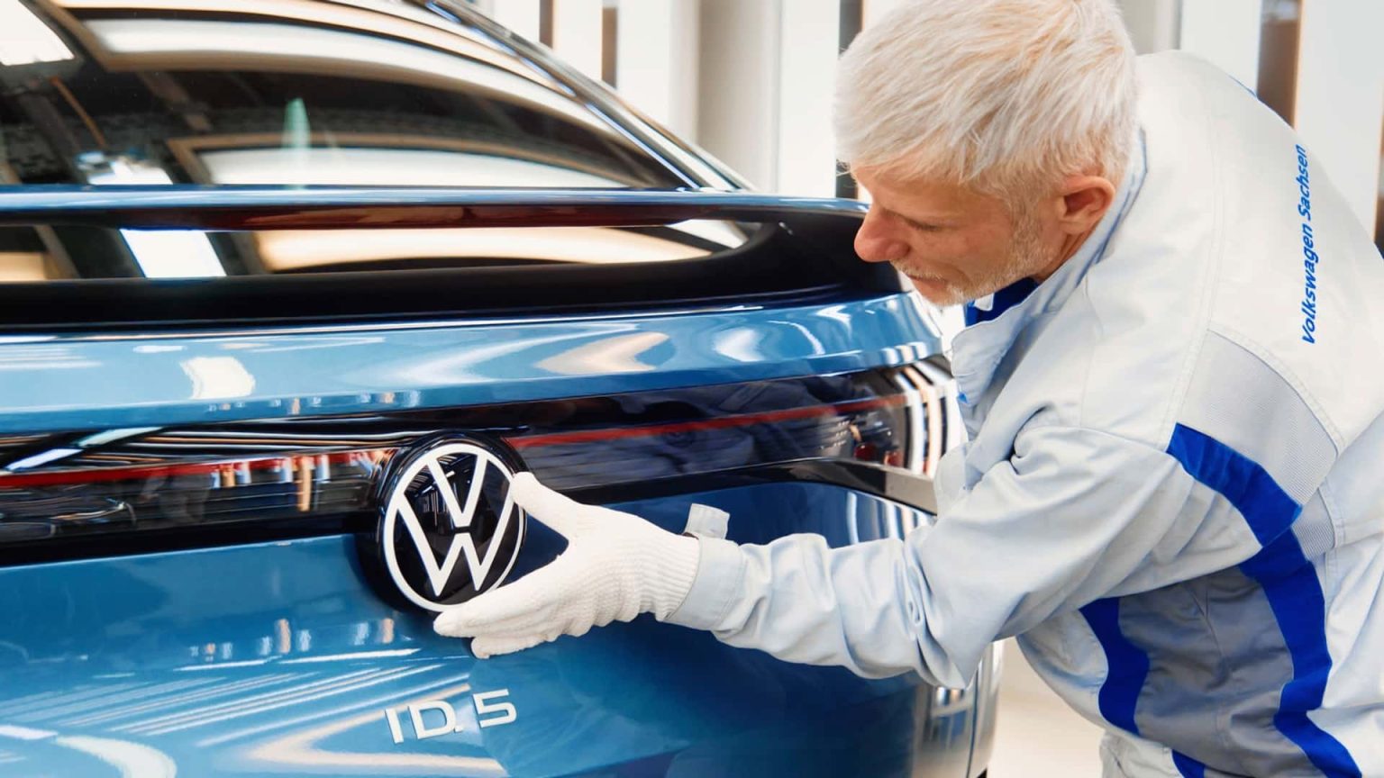 Volkswagen alerte : La situation est plus que critique — 50 000 emplois menacés, quels sites seront sacrifiés ?