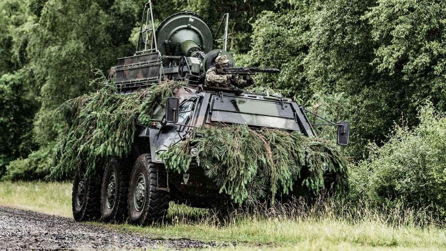 «Remplaçante de la Hornisse : pourquoi les Pays‑Bas veulent imposer le Piranha 5 à la Bundeswehr — révélation choc»