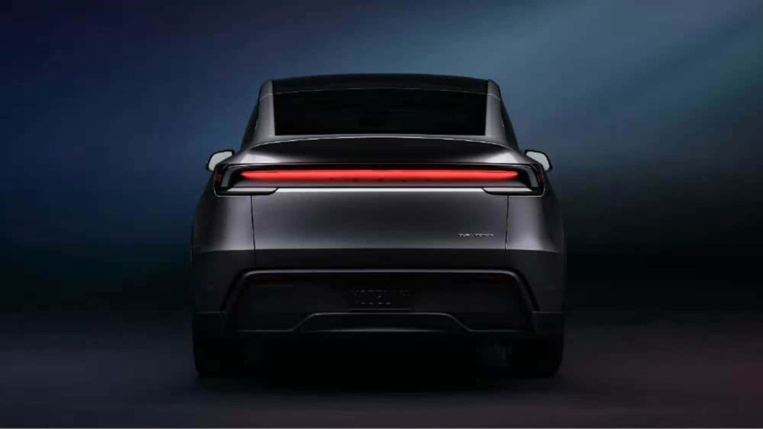 Rappel géant : pourquoi des millions d’E‑autos (Tesla en tête) posent un vrai risque — connaissez‑vous la manette qui peut sauver des vies ?