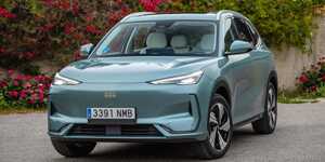 Renault 5 E‑Tech 2027 : plus d’équipements, moins cher — la petite électrique qui met tout le monde d’accord