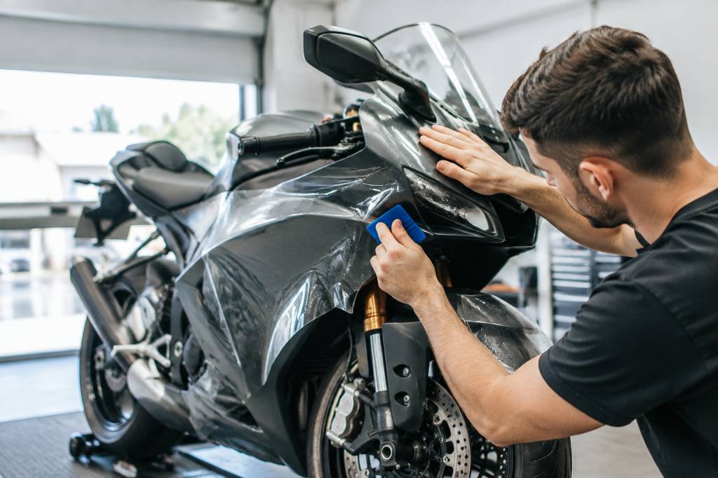 Film moto : comment protéger efficacement la carrosserie de sa moto ? Film moto : comment protéger efficacement la carrosserie de sa moto ?