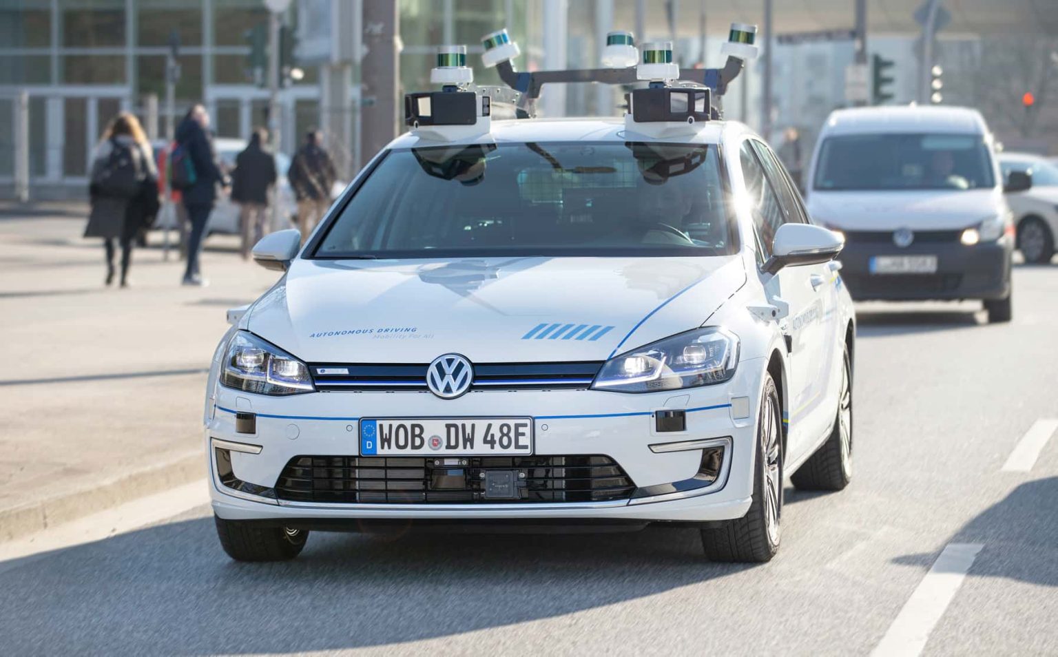 VW confie la direction des aides à la conduite à Audi : la réorganisation secrète qui va changer vos futures voitures